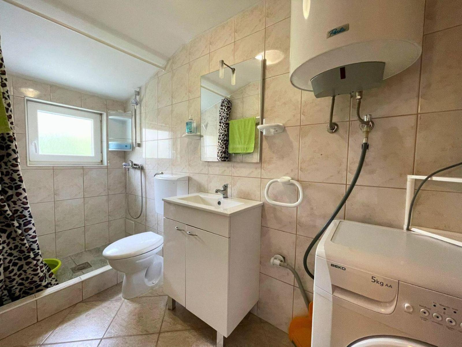 Apartmani Tominac ซริกเวนิซา ภายนอก รูปภาพ